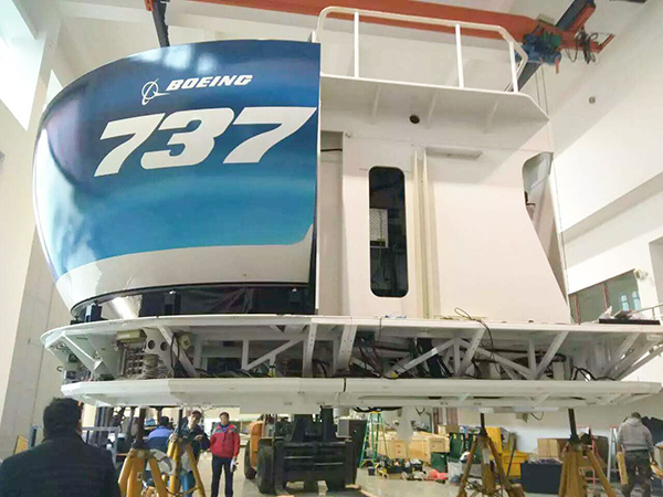 浩兵搬運多次爲波音飛機安裝模拟機設備