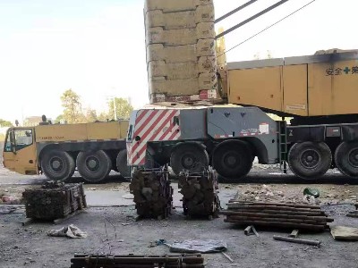 500噸機器吊樓闆