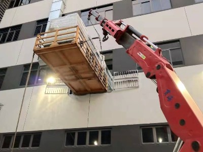 超精密設備平台吊裝三樓