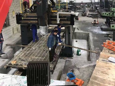 55噸龍門銑床下坑組裝