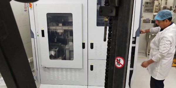 上海浩兵：無塵室設備搬運